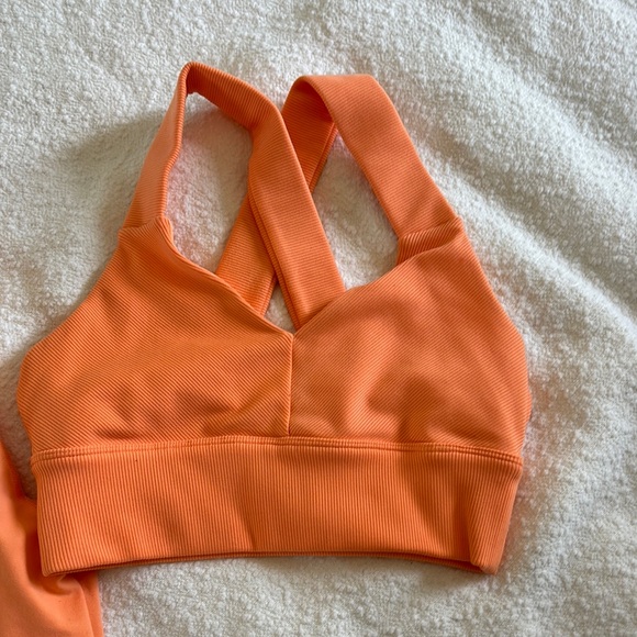 ALO Yoga Orange Leggings and Sports Bra Set - Picture 3 of 5